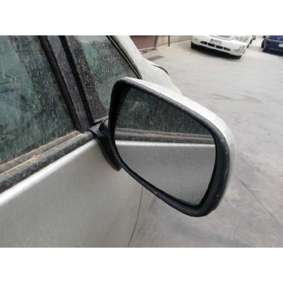 toyota auris del año 2007