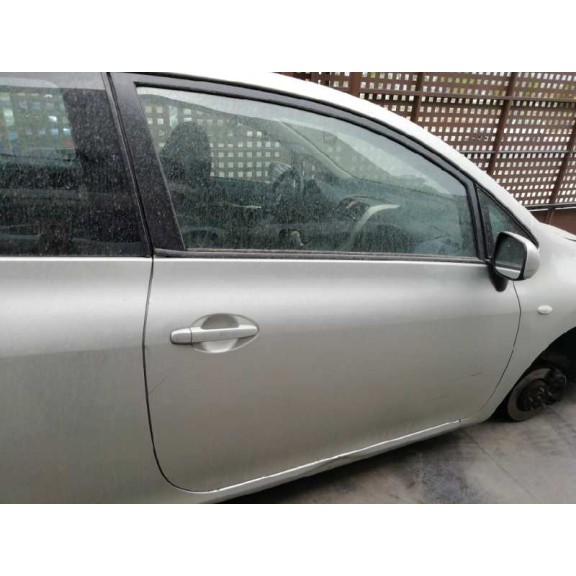 toyota auris del año 2007