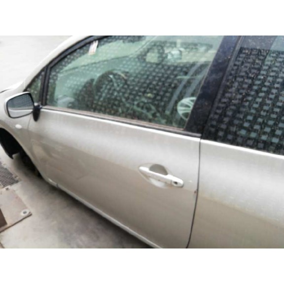 toyota auris del año 2007