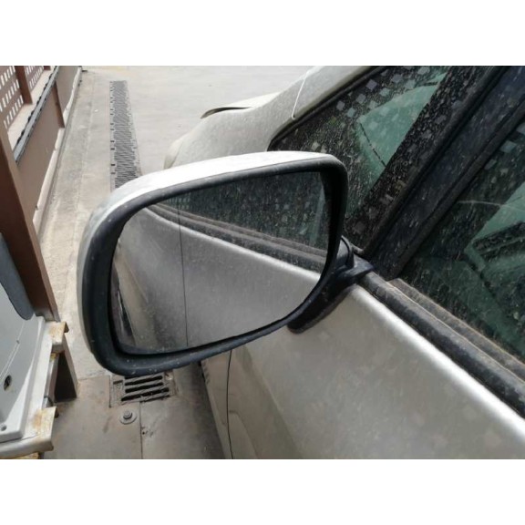 toyota auris del año 2007