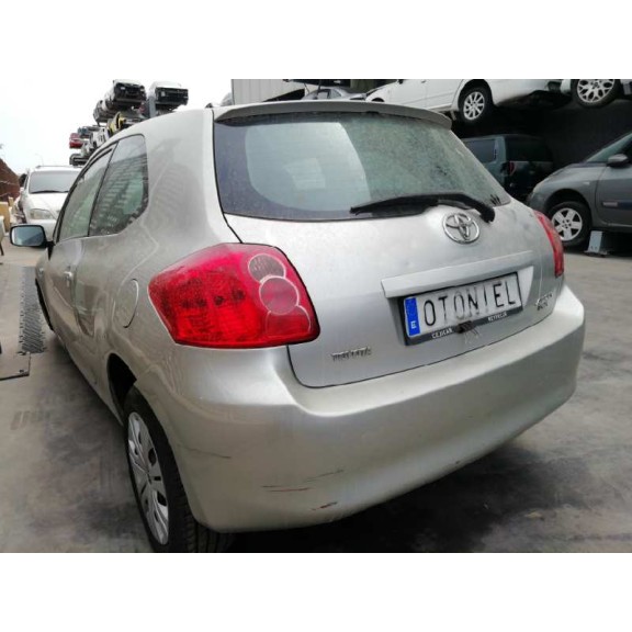 toyota auris del año 2007