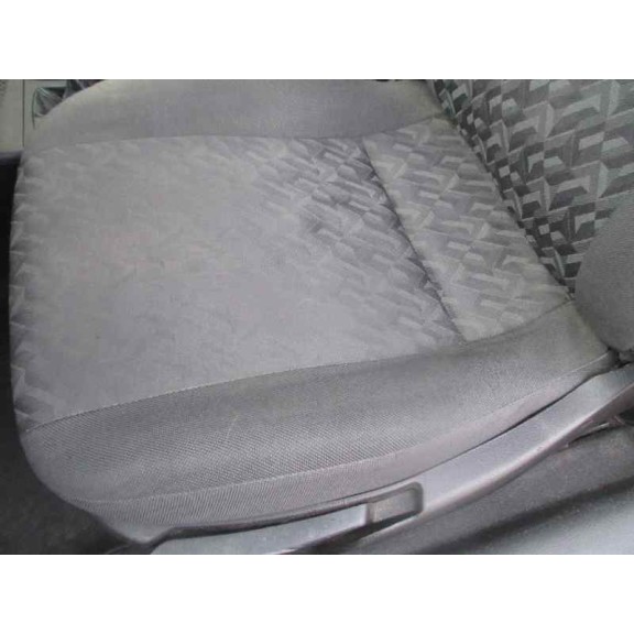 opel astra g berlina del año 2002