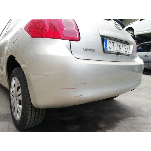 toyota auris del año 2007