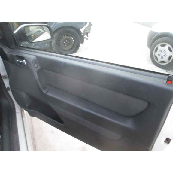 opel astra g berlina del año 2002