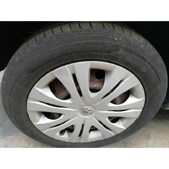 toyota auris del año 2007