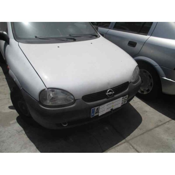 opel corsa b del año 2000