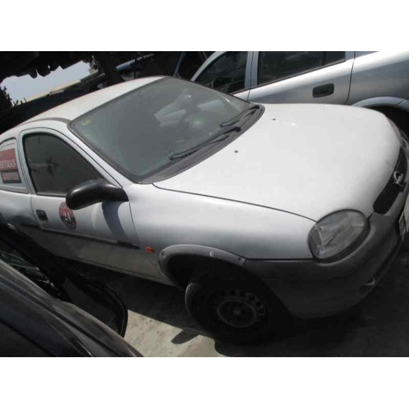 opel corsa b del año 2000
