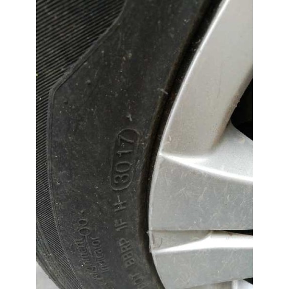 toyota auris del año 2007