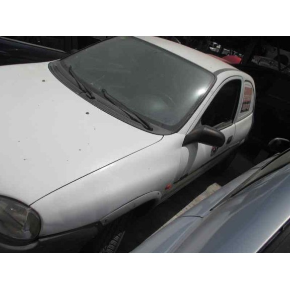 opel corsa b del año 2000