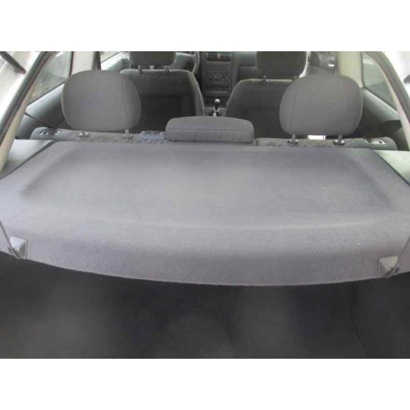 opel astra g berlina del año 2002