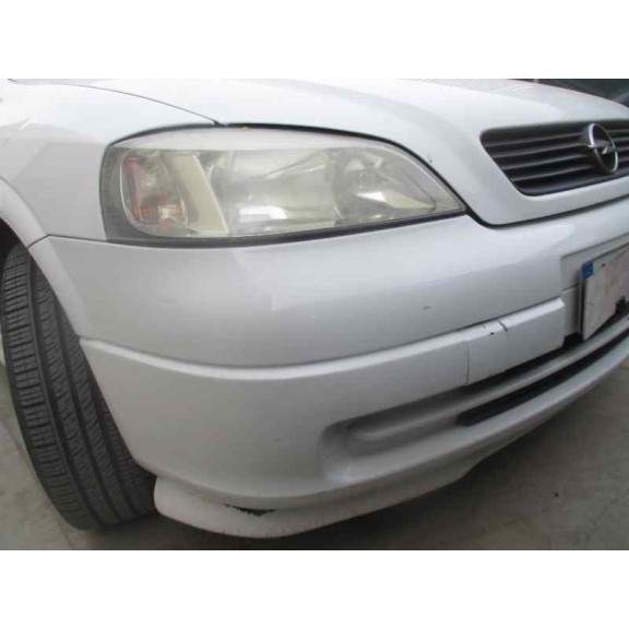 opel astra g berlina del año 2002