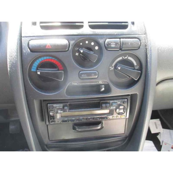 mitsubishi carisma berina 5 (da0) del año 1997