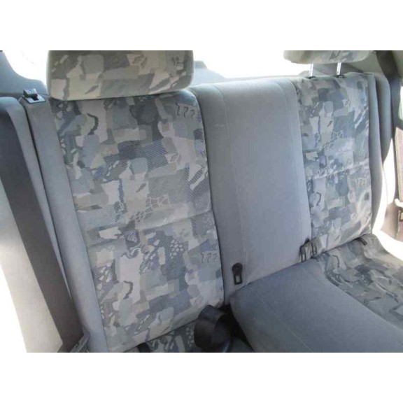 mitsubishi carisma berina 5 (da0) del año 1997