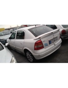opel astra g berlina del año 2001 2