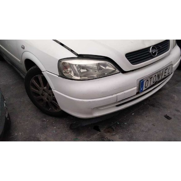 opel astra g berlina del año 2001
