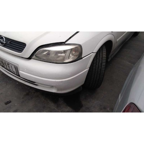 opel astra g berlina del año 2001