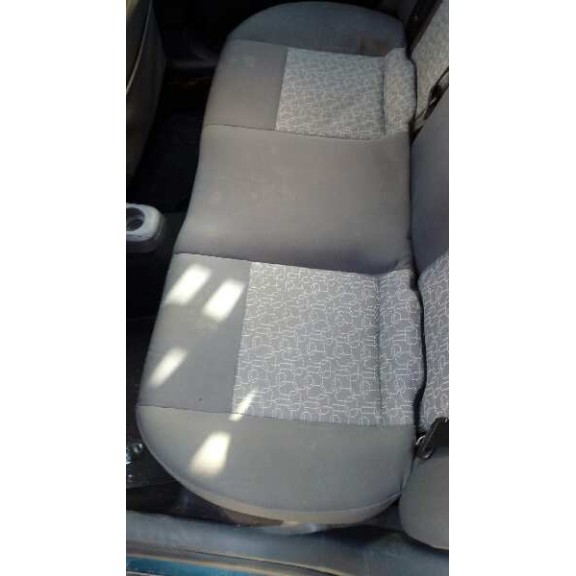 seat ibiza (6l1) del año 2008