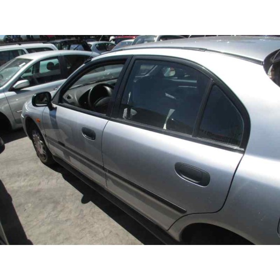 mitsubishi carisma berina 5 (da0) del año 1997