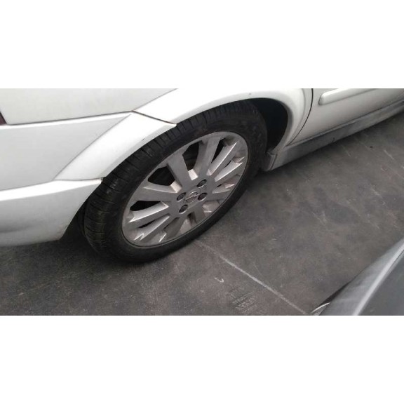 opel astra g berlina del año 2001