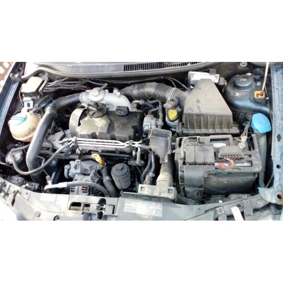 seat ibiza (6l1) del año 2008