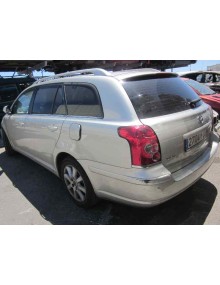 toyota avensis wagon (t25) del año 2003 2