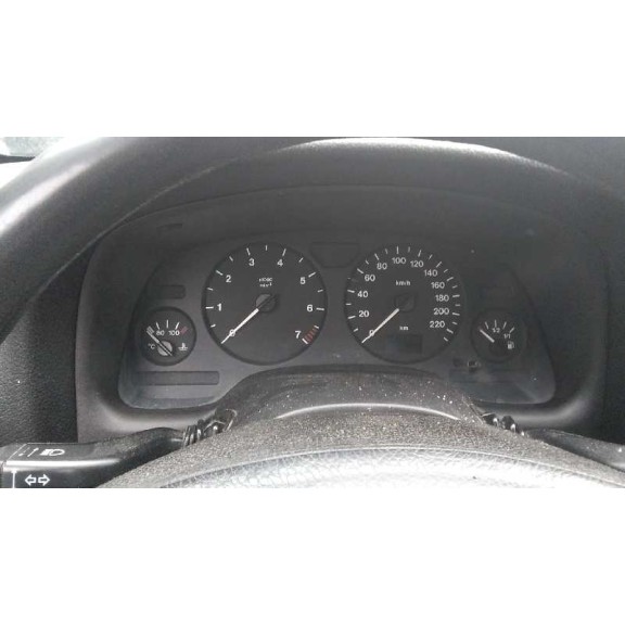 opel astra g berlina del año 2001