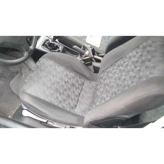 opel astra g berlina del año 2001