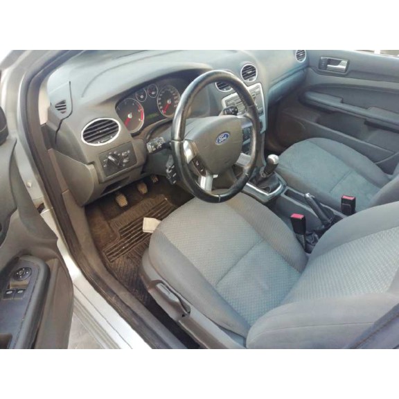 ford focus berlina (cap) del año 2007