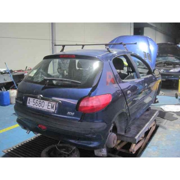 peugeot 206 berlina del año 2000