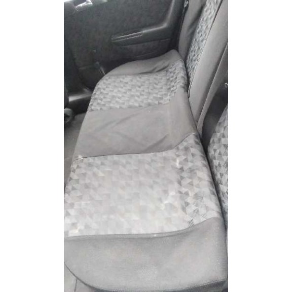 opel astra g berlina del año 2001