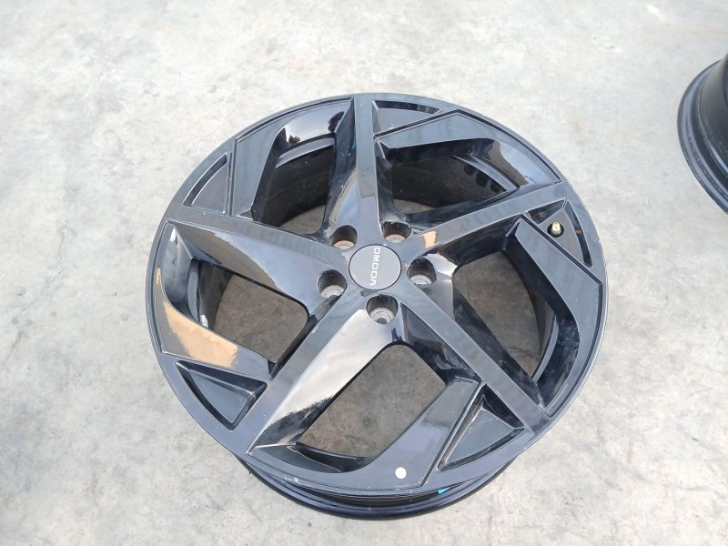 Recambio de llanta para omoda 5 referencia OEM IAM 7JX18 ET33 203000879AA 0112092022.