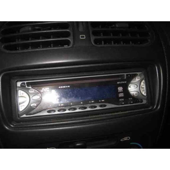 peugeot 206 berlina del año 2000