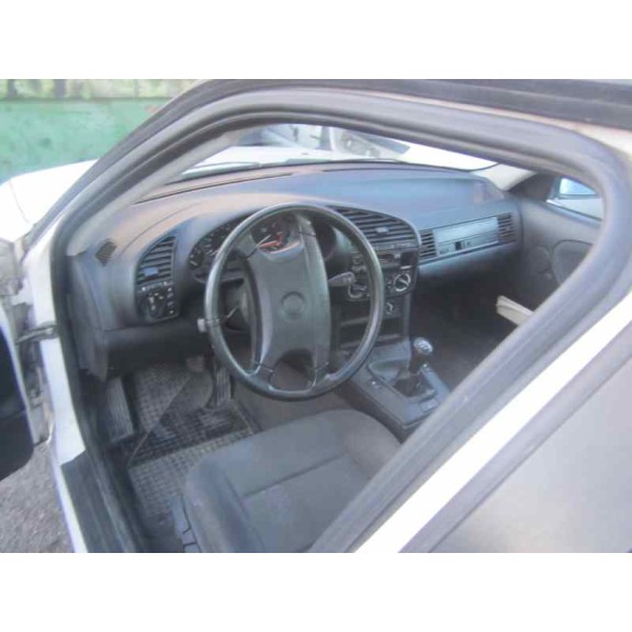 bmw serie 3 berlina (e36) del año 1992