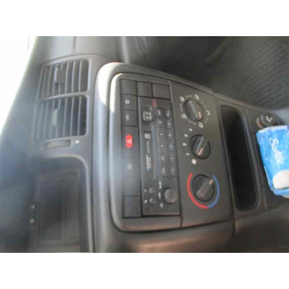 opel vectra b berlina del año 2001