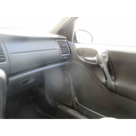 opel vectra b berlina del año 2001