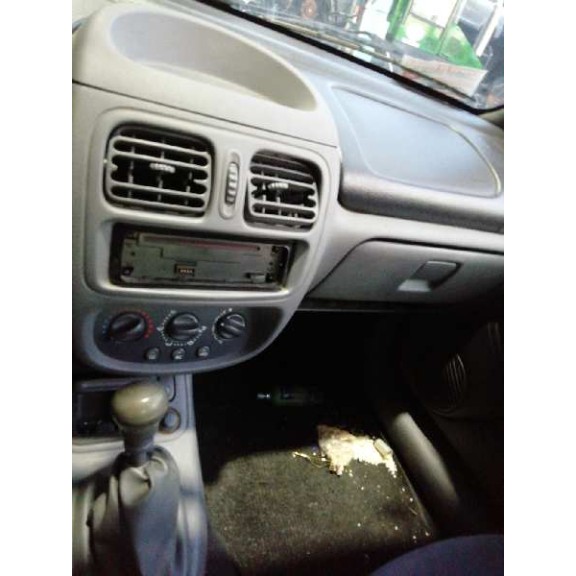 renault clio ii fase i (b/cbo) del año 1998