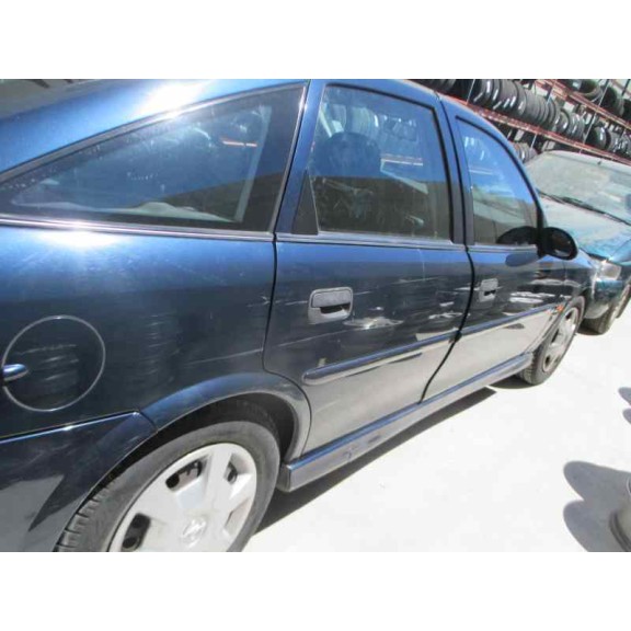 opel vectra b berlina del año 2001