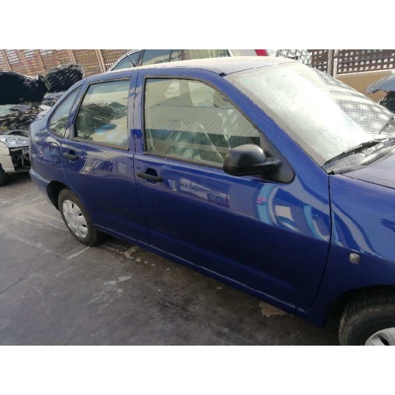 seat cordoba berlina (6k2) del año 2001