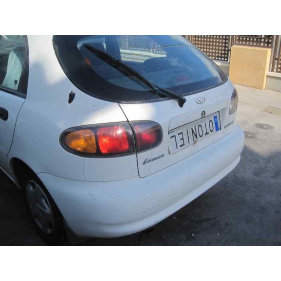 daewoo lanos del año 2001