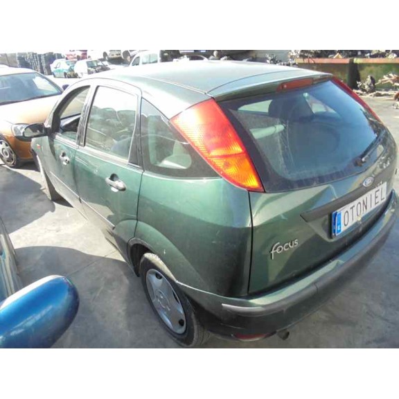 ford focus berlina (cak) del año 2004