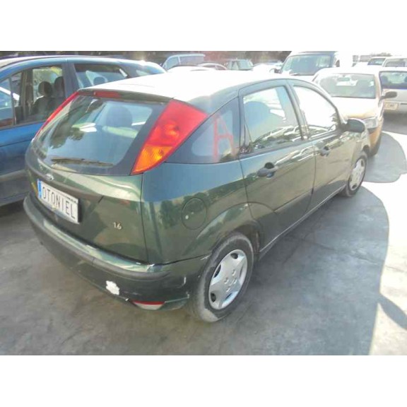 ford focus berlina (cak) del año 2004