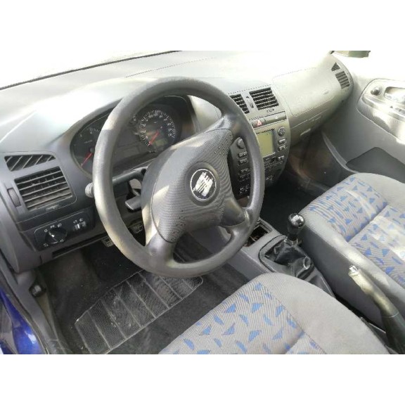 seat cordoba berlina (6k2) del año 2001