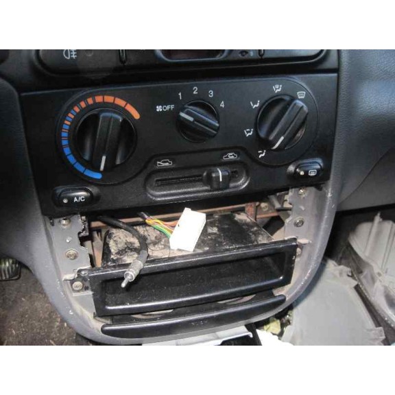 daewoo lanos del año 2001