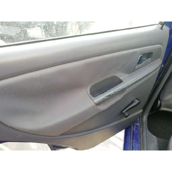 seat cordoba berlina (6k2) del año 2001