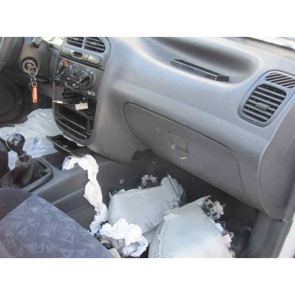 daewoo lanos del año 2001