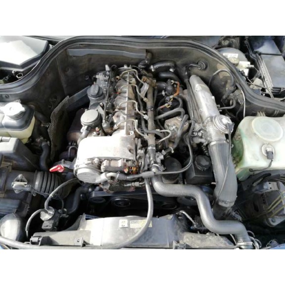 mercedes-benz clase c (w202) berlina del año 1999