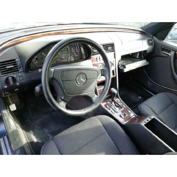 mercedes-benz clase c (w202) berlina del año 1999