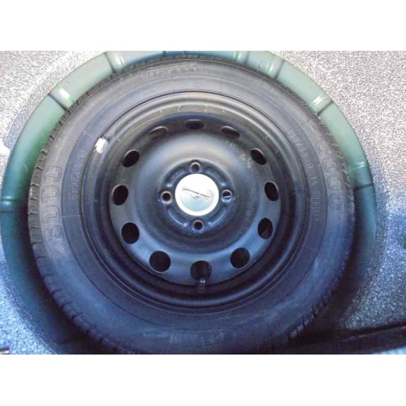 ford focus berlina (cak) del año 2004