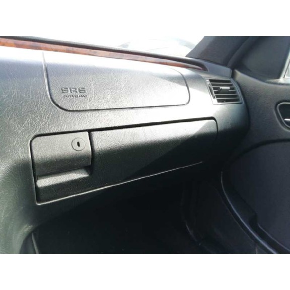 mercedes-benz clase c (w202) berlina del año 1999