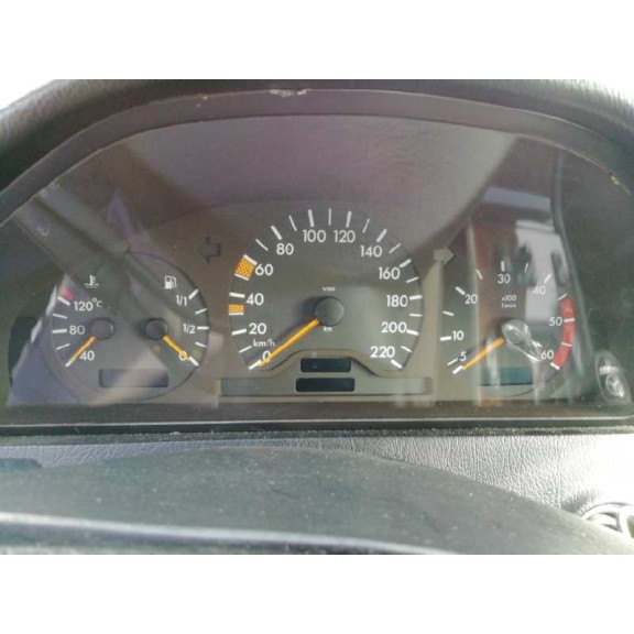 mercedes-benz clase c (w202) berlina del año 1999